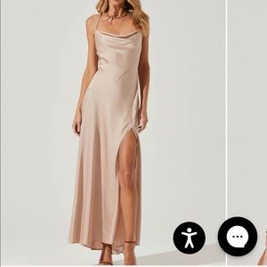 ASTR The Label PALISADES COWL NECK MAXI DRESS - size M